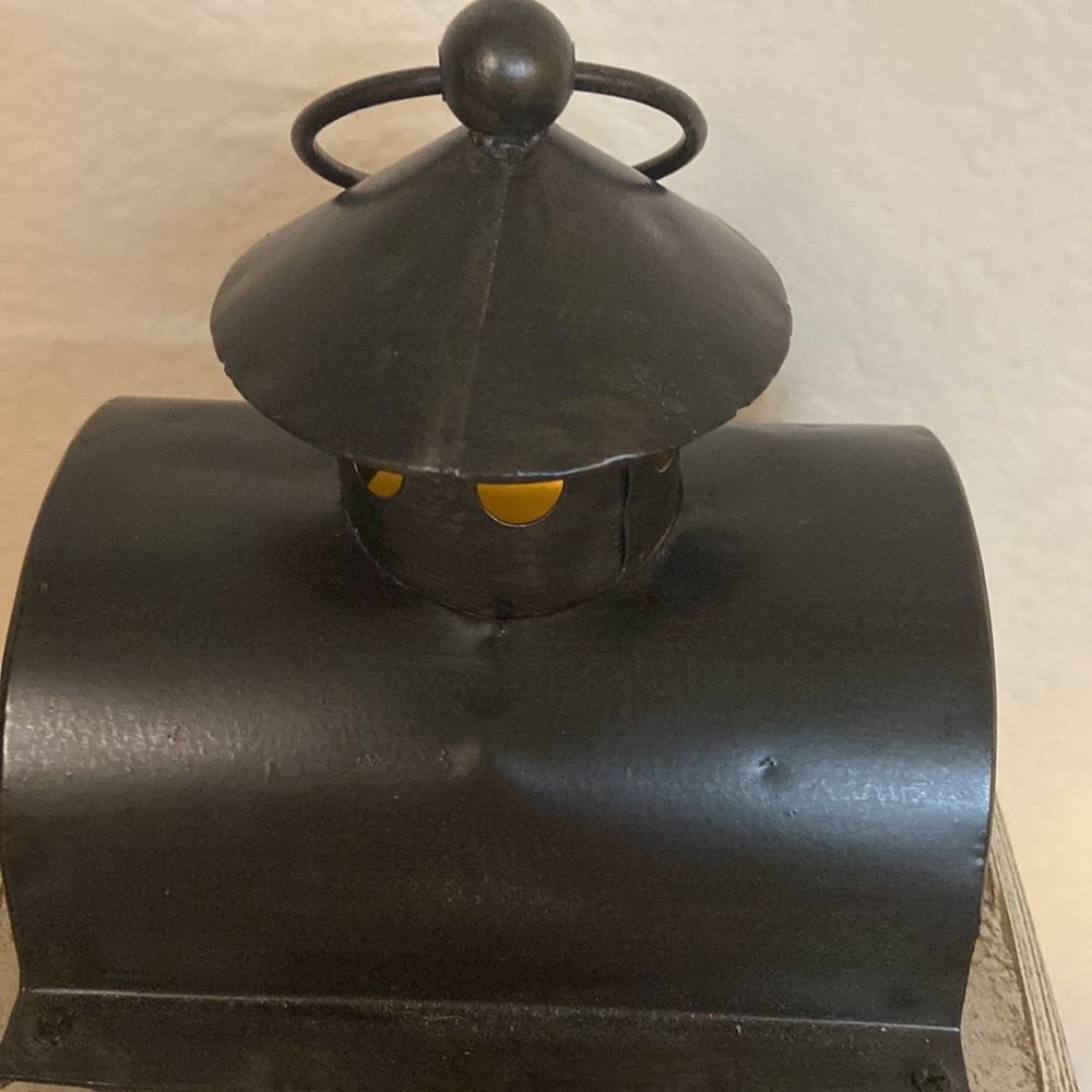 Vintage Wood & Metal & Glass Farmhouse Beach Style Lantern w LED Candle - Picture 11 of 12